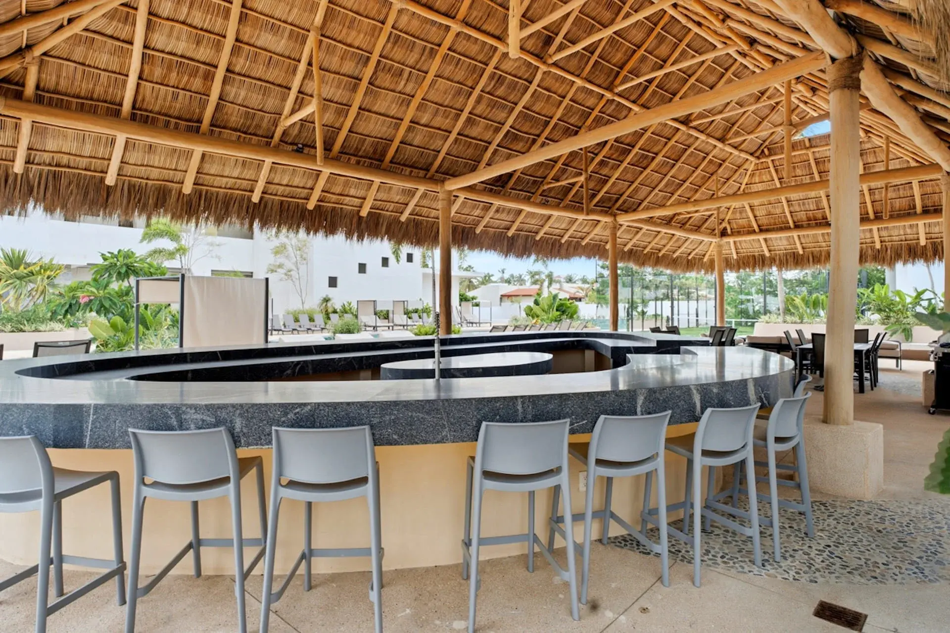 Quinta San Miguel Ocean & Canal - Poolside palapa bar